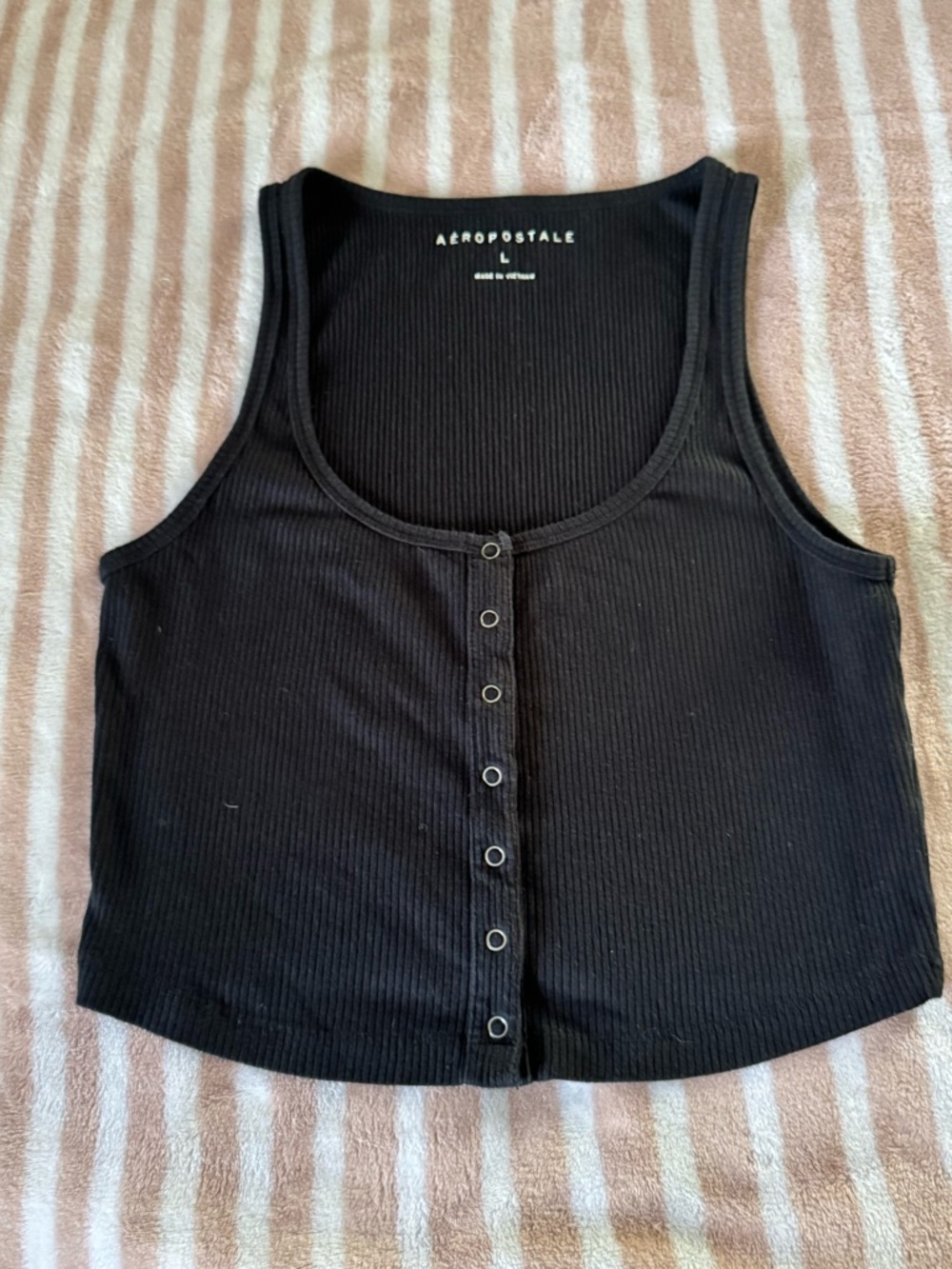Aeropostale Black Ribbed Snap-Front Crop Tank